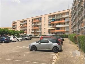 t3 à la vente -   26200  MONTELIMAR, surface 65 m2 vente t3 - UBI429407882